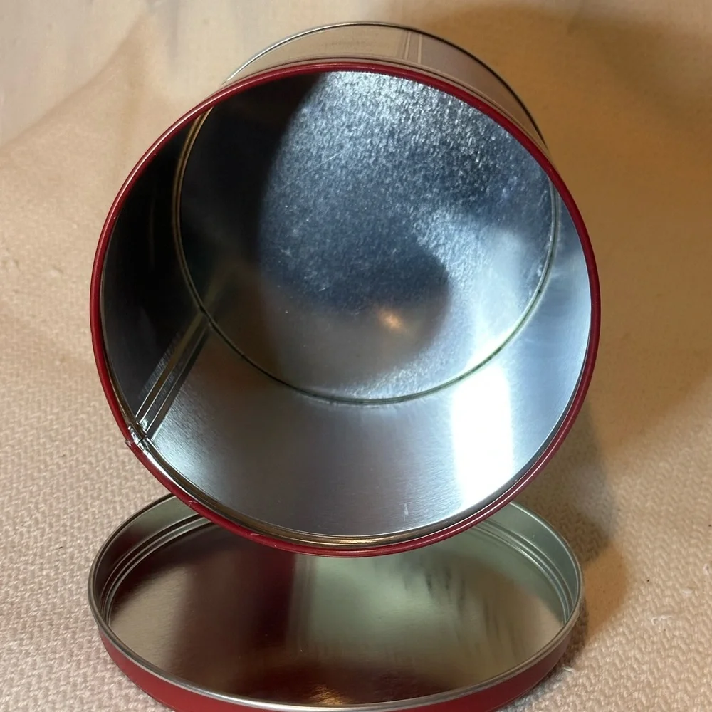 Williams Sonoma Gingerbread Cookie Tin